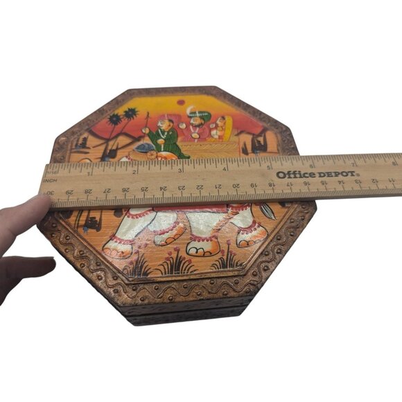 Rajasthani Wooden Mukhwas Box Hand Painted Elephant Dry Fruit Box w Four partit - Picture 5 of 15
